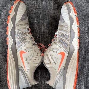 Size 8.5 - Nike Dual Fusion Trail 2 Beige/Grey/Orange women’s running shoes